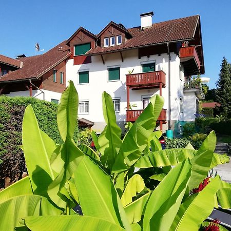 Appartement Haus Friedburg à Velden am Wörther See Extérieur photo