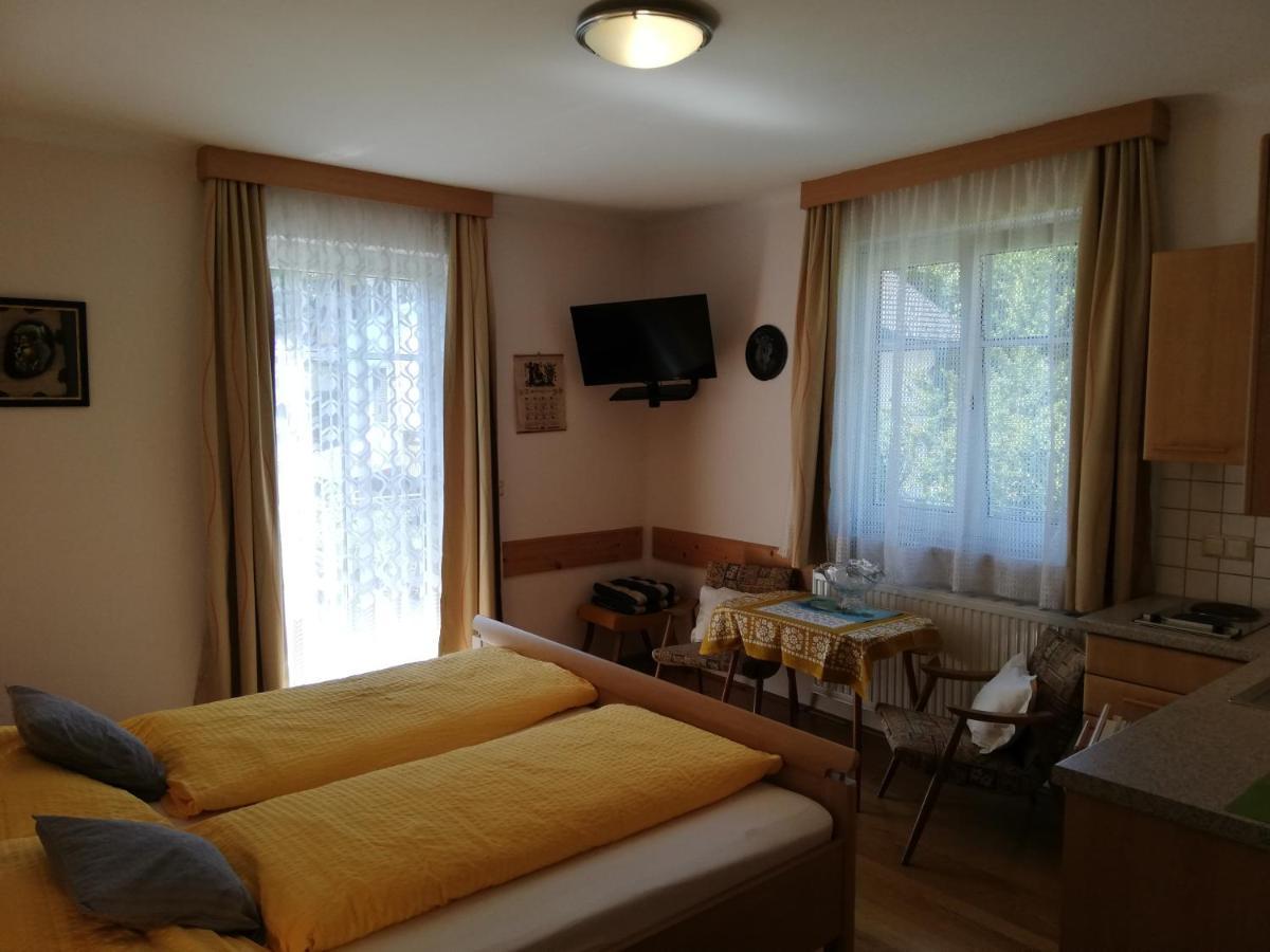 Appartement Haus Friedburg à Velden am Wörther See Extérieur photo