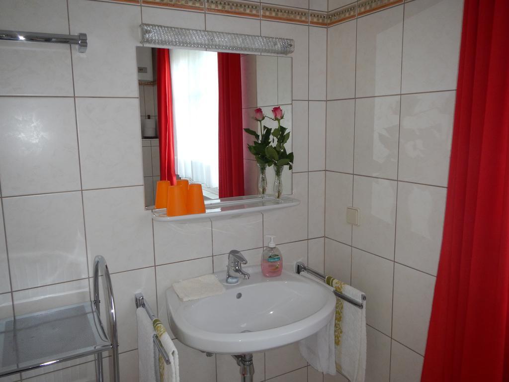 Appartement Haus Friedburg à Velden am Wörther See Chambre photo