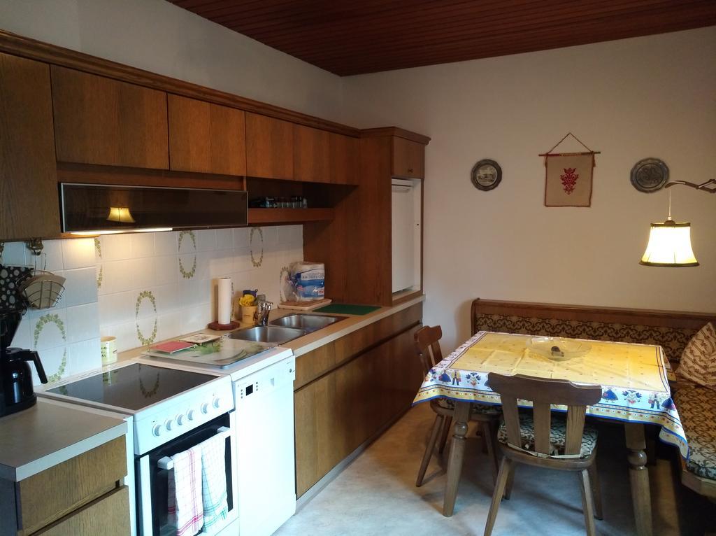 Appartement Haus Friedburg à Velden am Wörther See Extérieur photo
